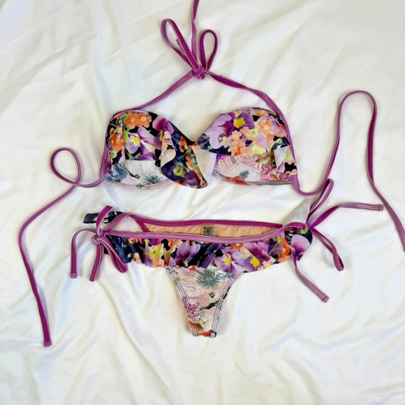 Free People Other - Free People Capittana Ruffle S Two Piece Bikini Set Purple Floral Molded Cups